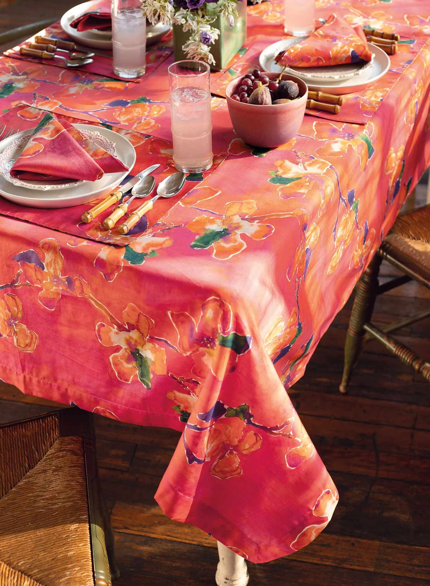 Bougainvillea Tablecloth