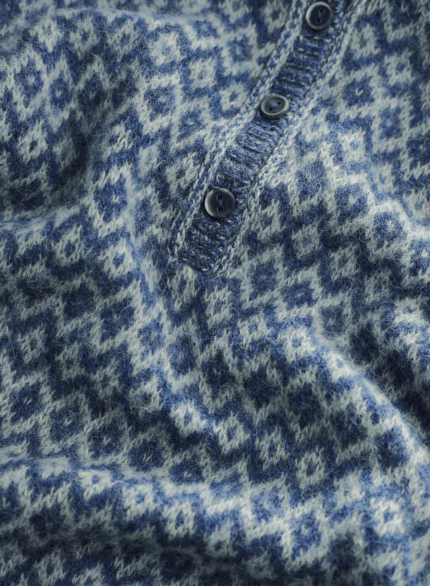 Brimfield Diamond Henley - Image 3