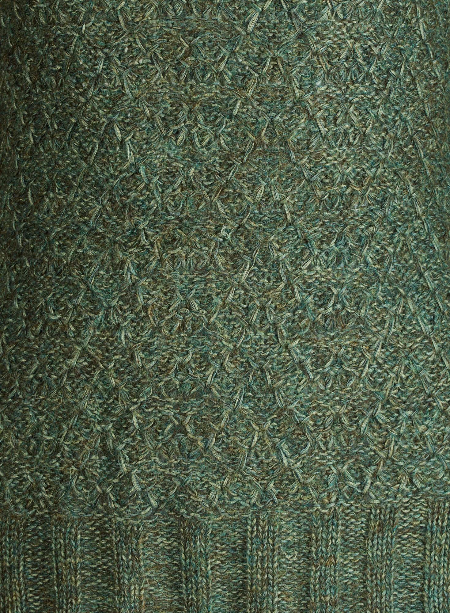 Chalet Cowlneck - Image 2