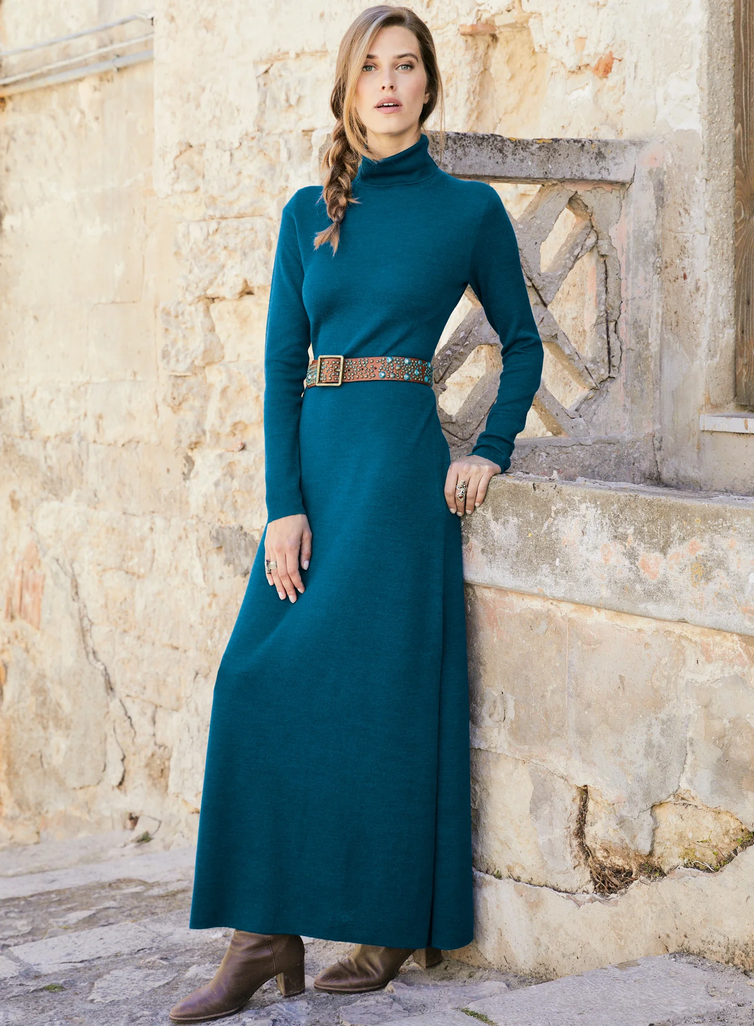 Femme Fatale Dress 55" - Image 4