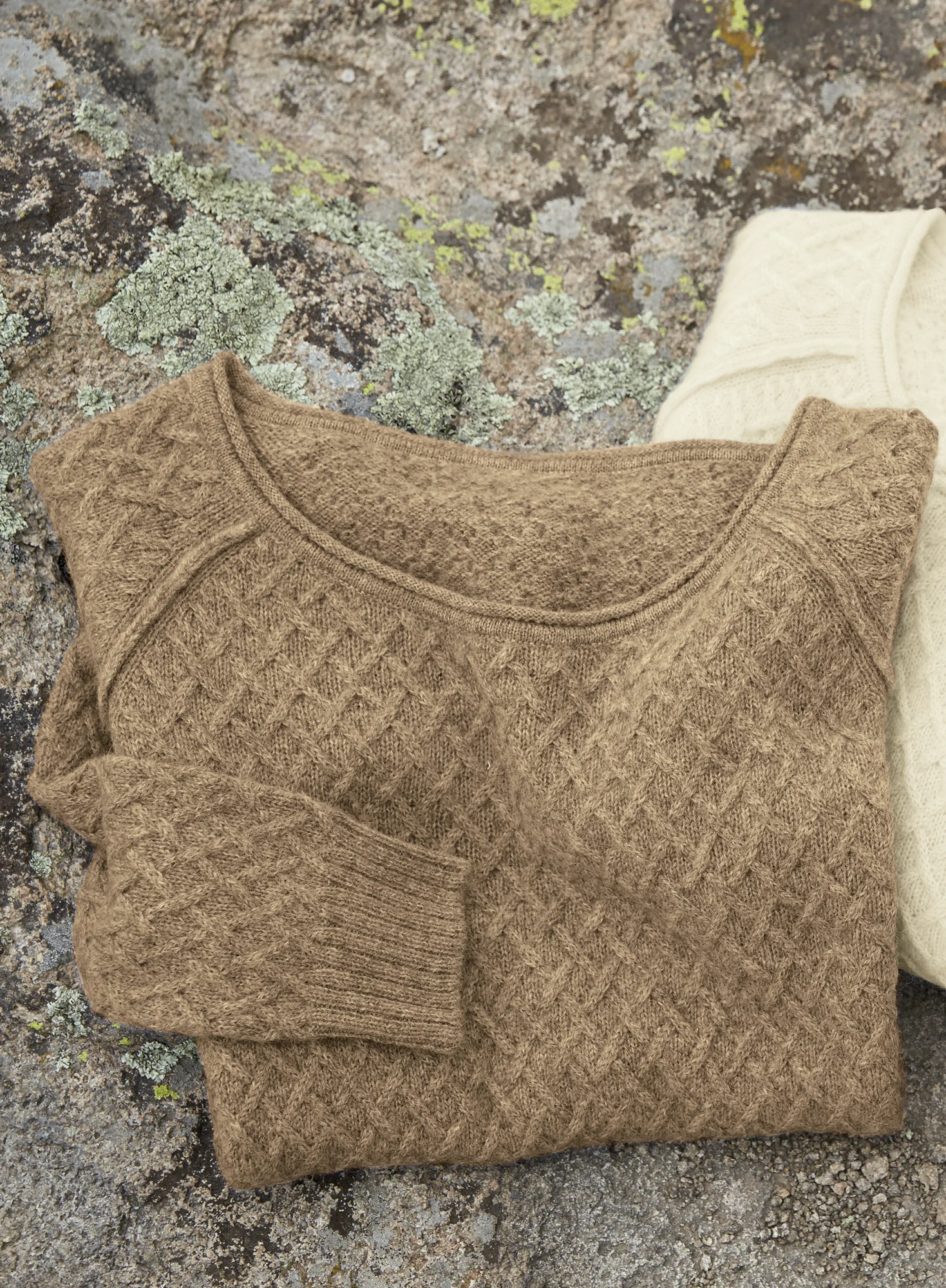 Inlet Pullover