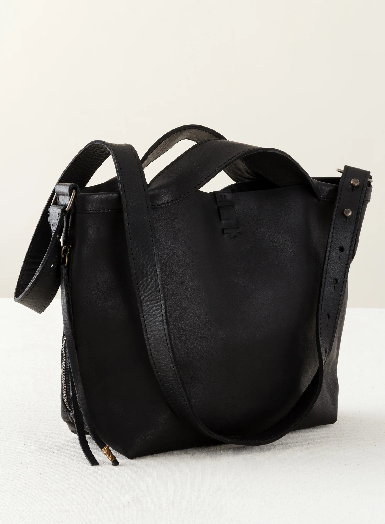 Kinsey Leather Shoulder Bag - Image 3