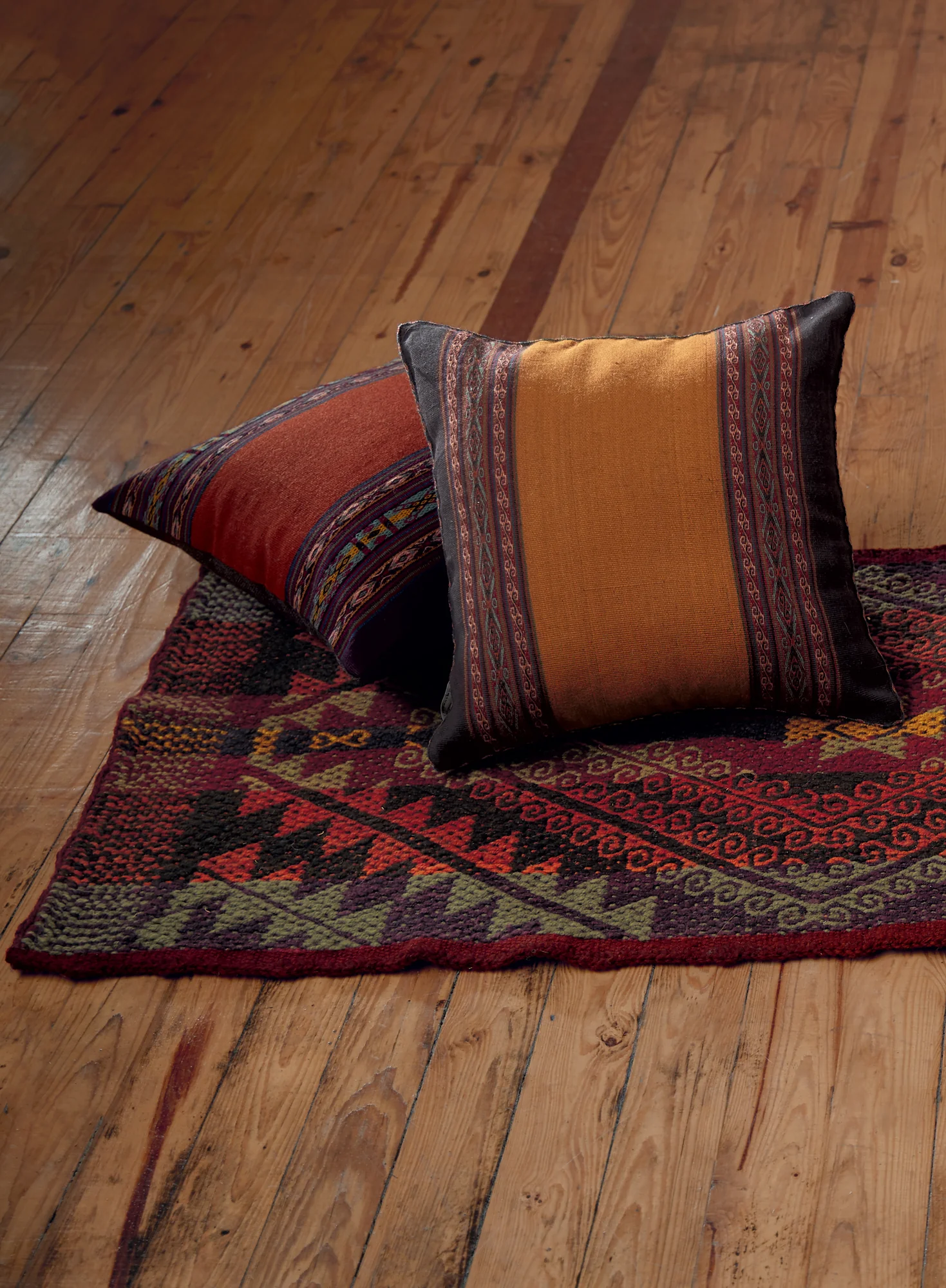 Pisac Throw Pillow - Image 3