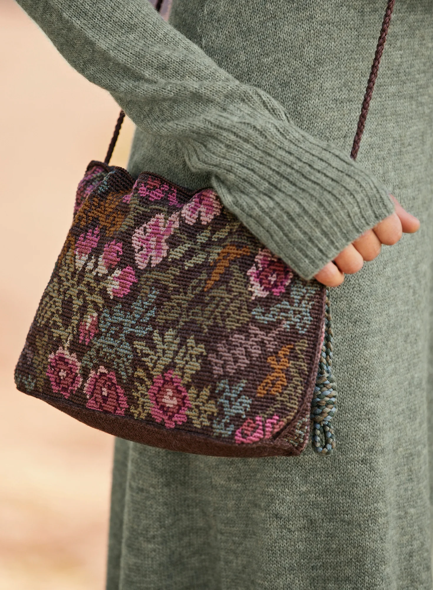 Tapestry Bag - Image 10