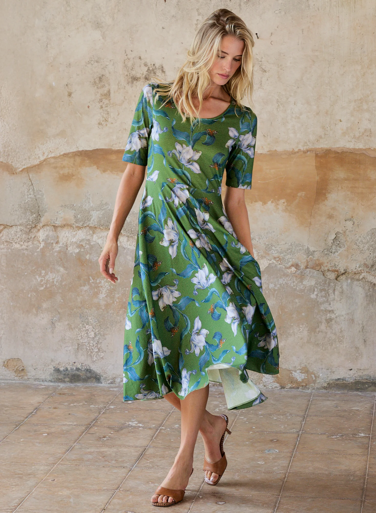 Tulipánes Dress - Image 3