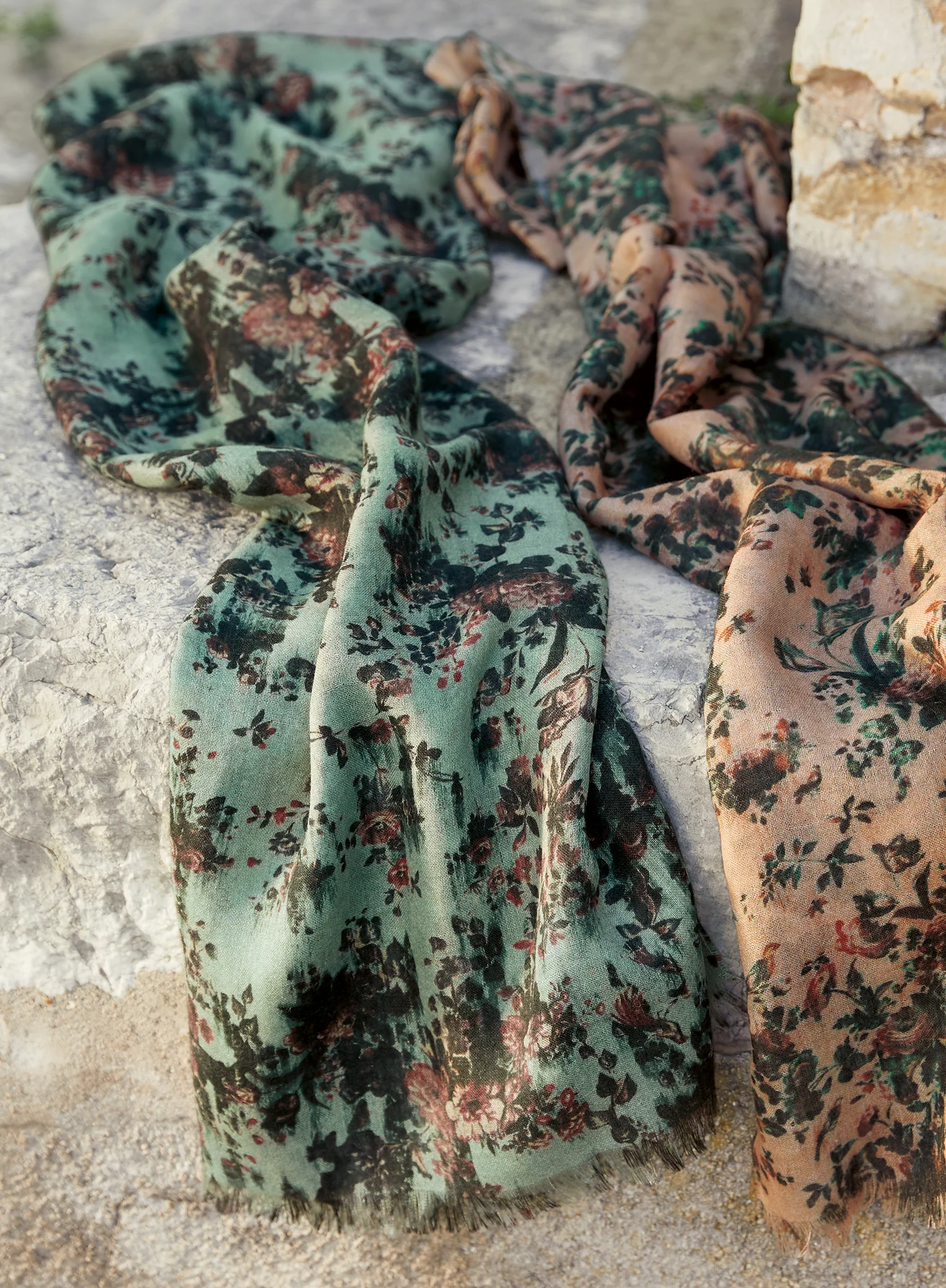 Vintage Rose Scarf - Image 5